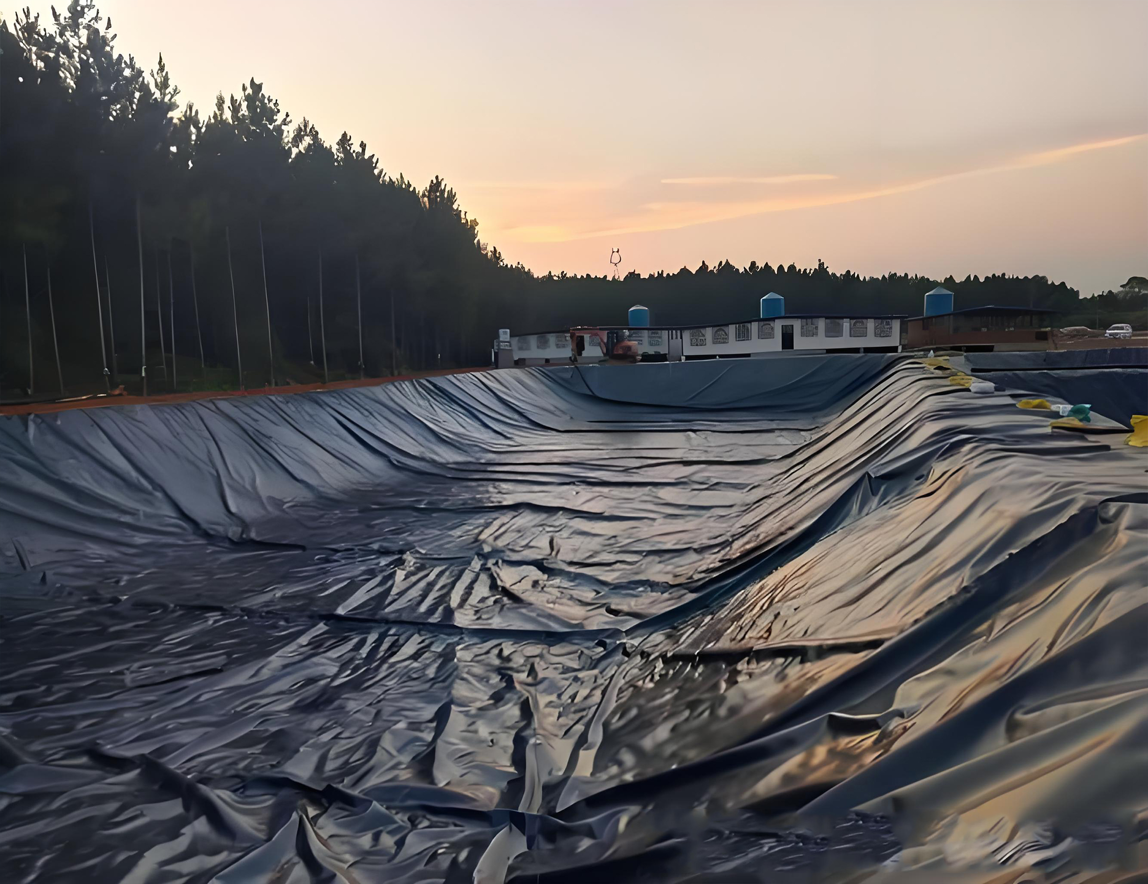 雨水调蓄池消防蓄水池土工膜防渗案例